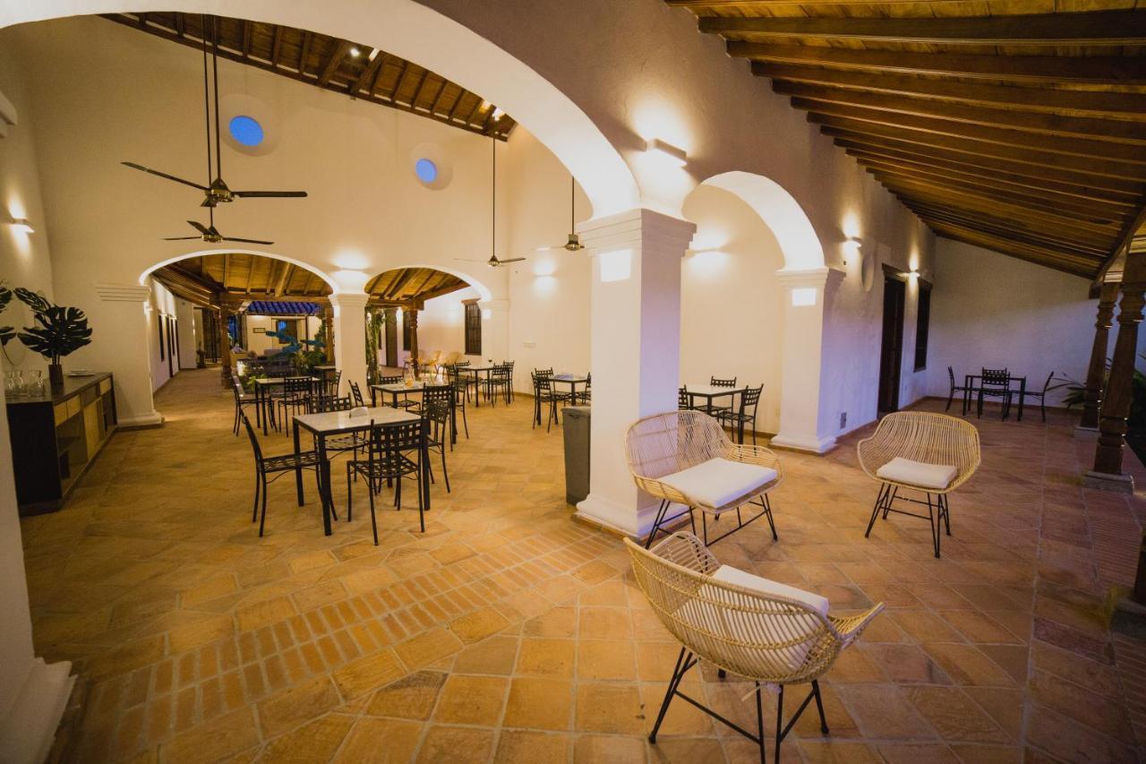 Karakali Boutique Hotel Mompos Eksteriør bilde