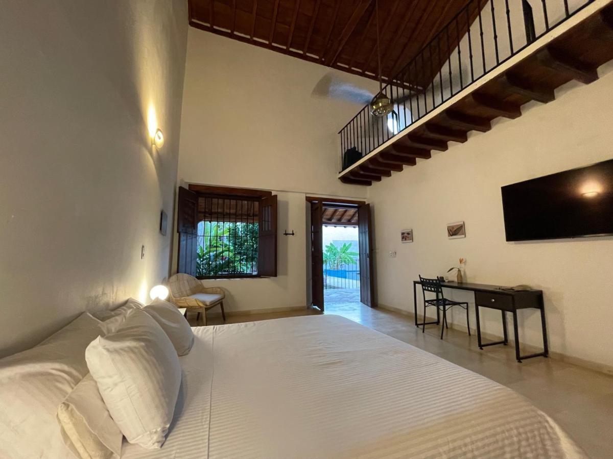 Karakali Boutique Hotel Mompos Eksteriør bilde