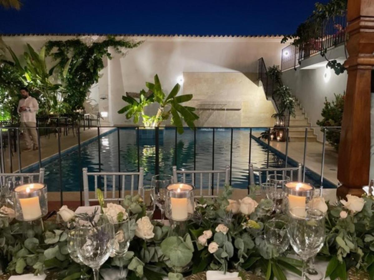 Karakali Boutique Hotel Mompos Eksteriør bilde