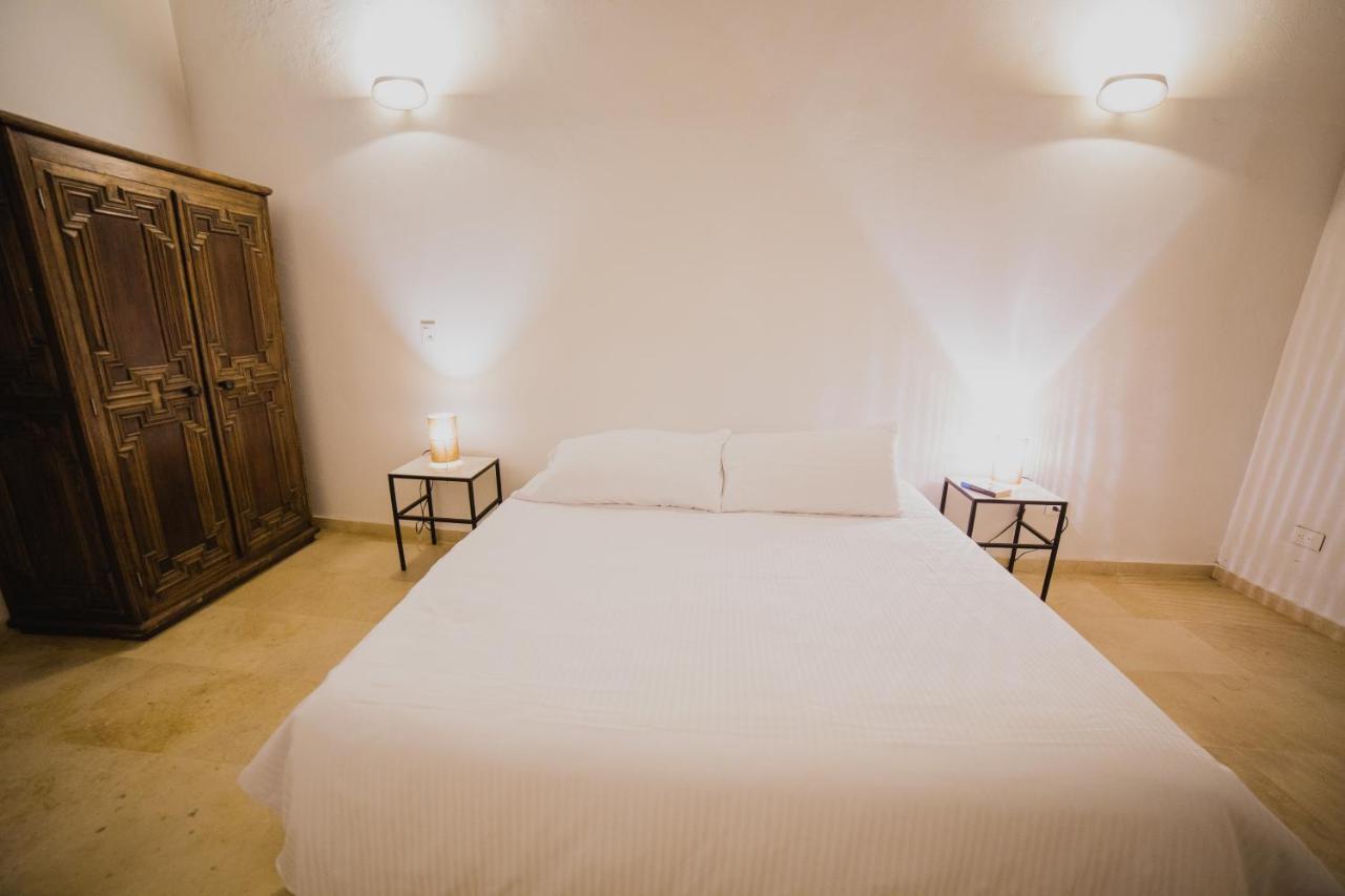 Karakali Boutique Hotel Mompos Eksteriør bilde